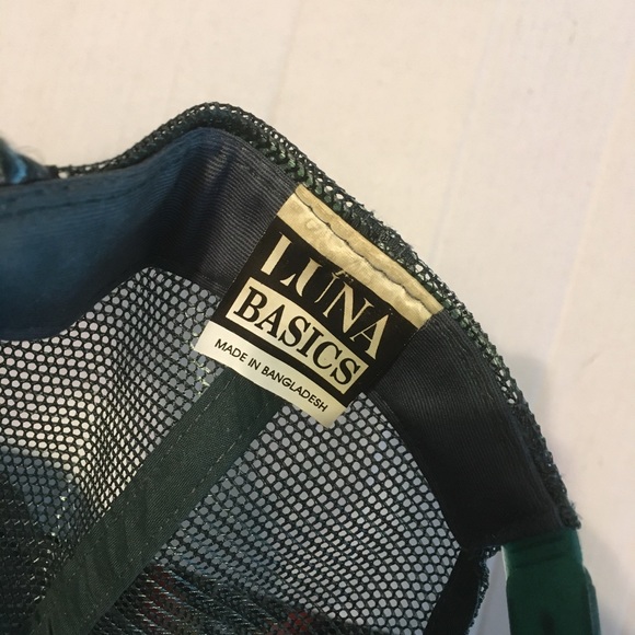 Vintage Farm Credit Mesh Trucker Hat - Picture 4 of 4